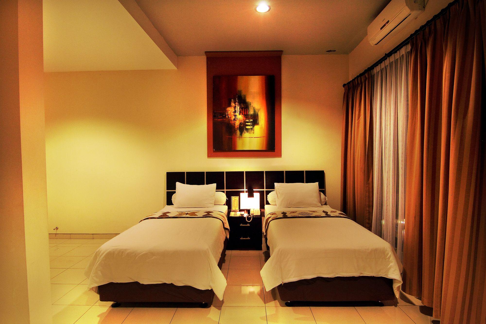 Puri Chorus Boutique Hotel Pakualaman Exterior foto